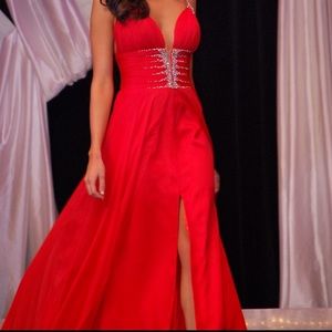 MacDuggal gown size 0