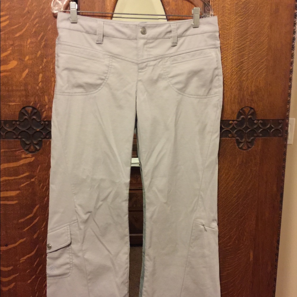 Athlete gray cargo pants