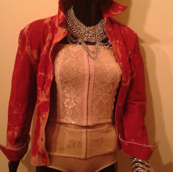 Shirt - Picture 2 of 8