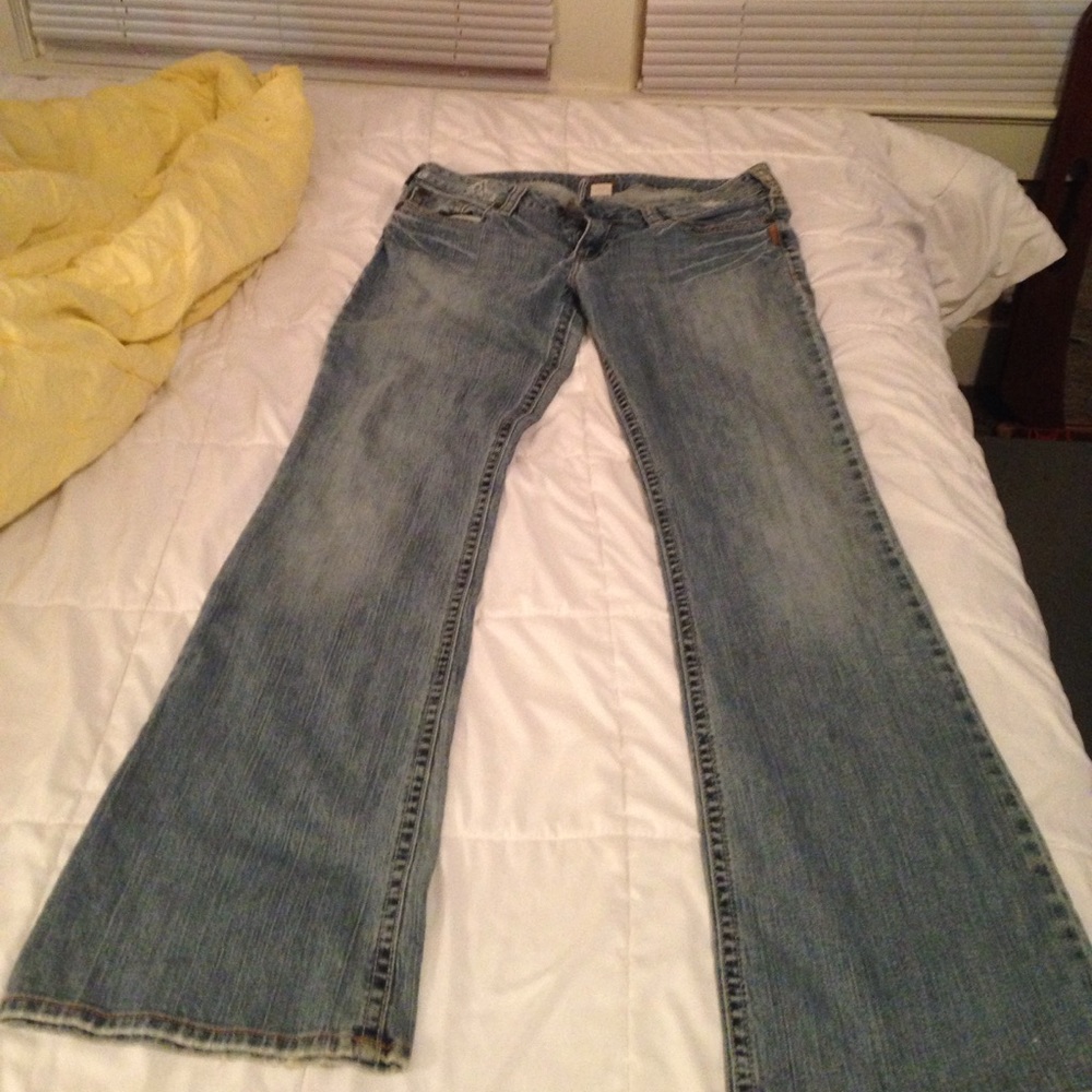 Sexy boot cut Silver Jeans
