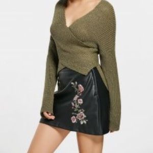 NWOT Zaful Drop Shoulder Plain Wrap Sweater