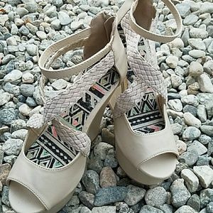 High wedge shoes