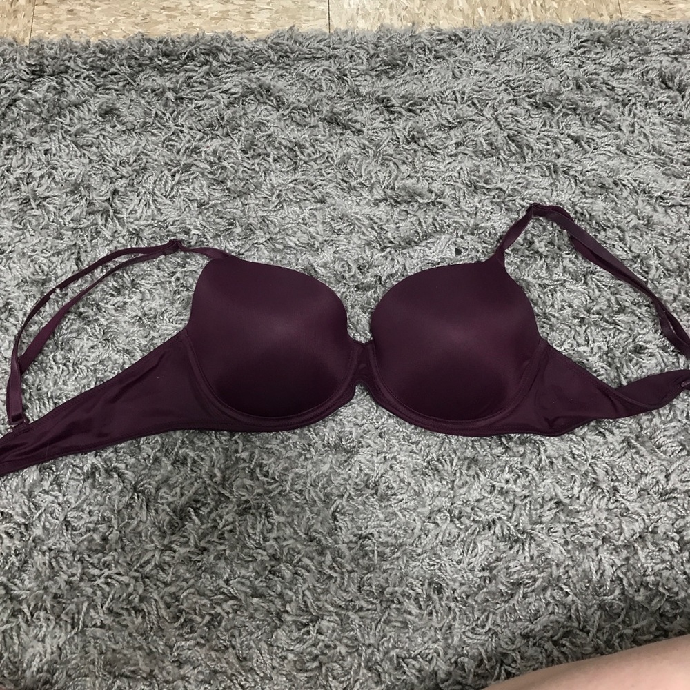 Victoria Secret T Shirt bra