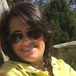 Meet your Posher, Jenine