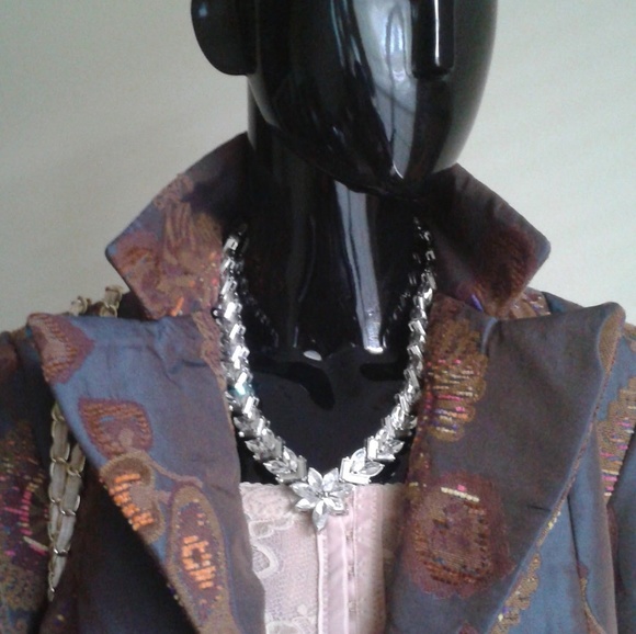 Jacket - Picture 5 of 7