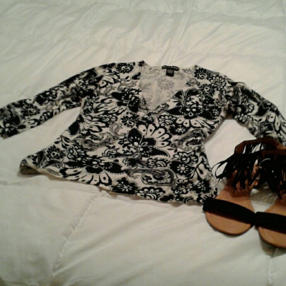 NWOT Designer Sweater S