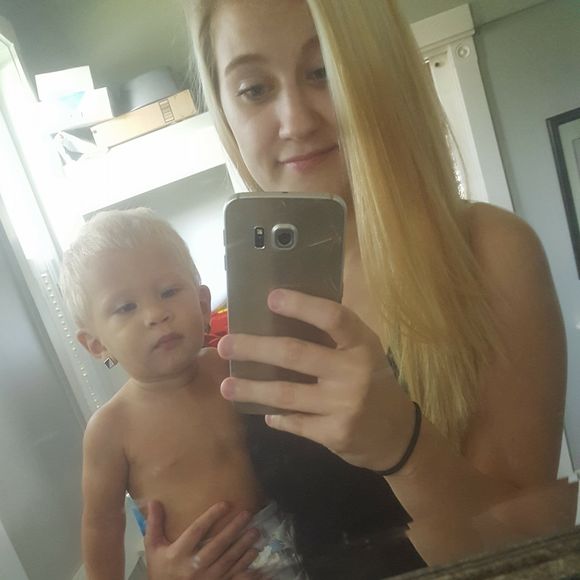 Meet your Posher, Marina - Picture 1 of 1