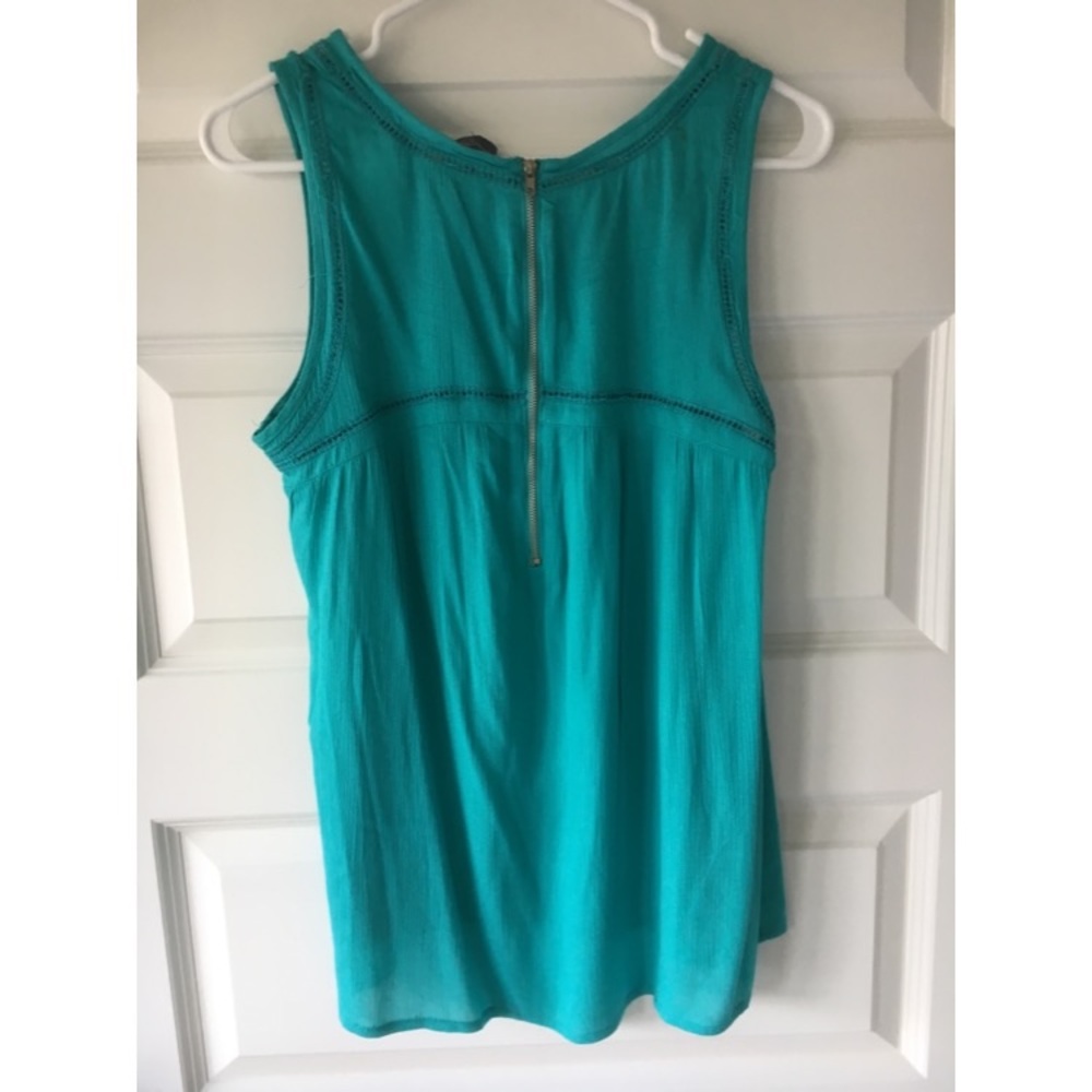 Turquoise Tank Top - Picture 2 of 3