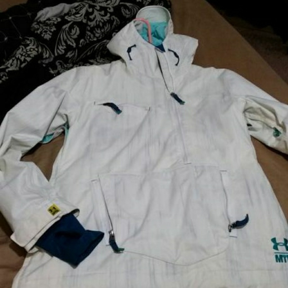 Women's under armour cold gear jacket