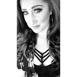 Meet your Posher, Tiffany