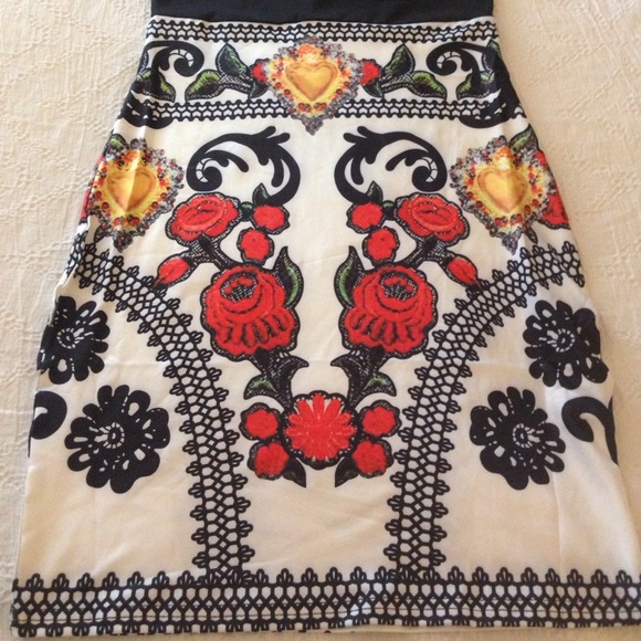 BACK IN STOCK!  New Sexy little mini dress - Picture 4 of 4