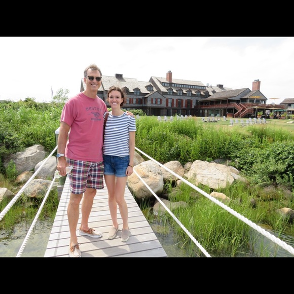 Meet your Posher, Stephanie - Picture 2 of 5