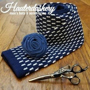 Woven tie, Lapel Pin & Tie-Bar