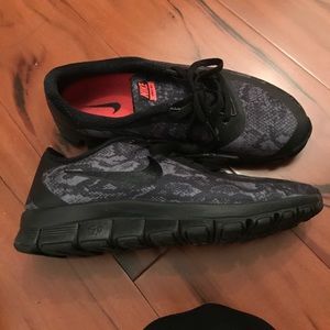 Nike 5.0 workout shoes