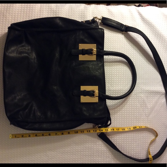 🦄Nordstrom's messenger bag - Picture 2 of 4