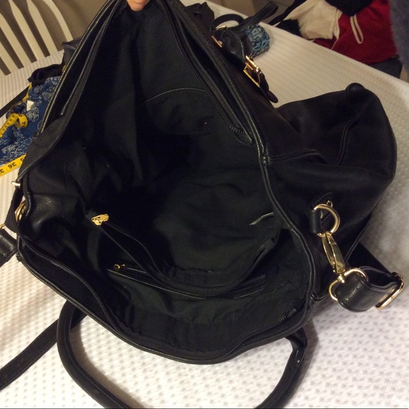 🦄Nordstrom's messenger bag - Picture 3 of 4