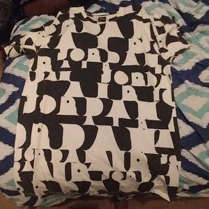Mens black and white jordan t-shirt size xl