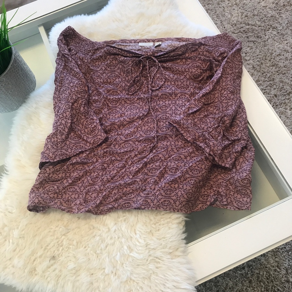 HINGE TOP FROM NORDSTROM. SIZE SMALL. - Picture 2 of 3