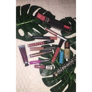 LIP BUNDLE (11 lippies)