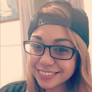 Meet your Posher, Corey