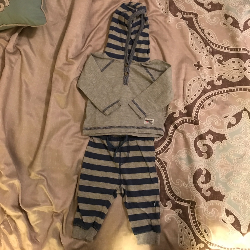 2 piece brand new nwot never been worn