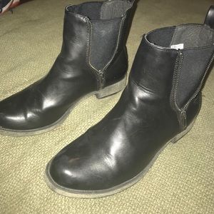 Rocket Dog boots
