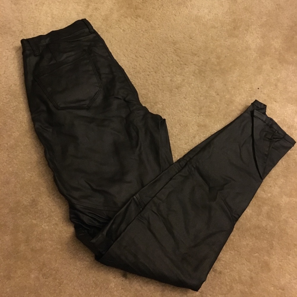 Black Coated "Leather Look" pants (19)