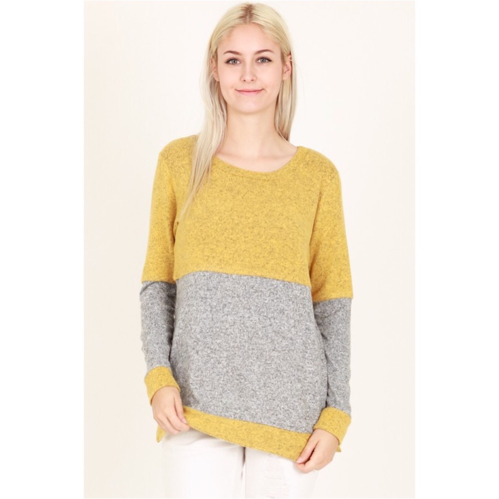 Long sleeve knit color lock top - Picture 5 of 5