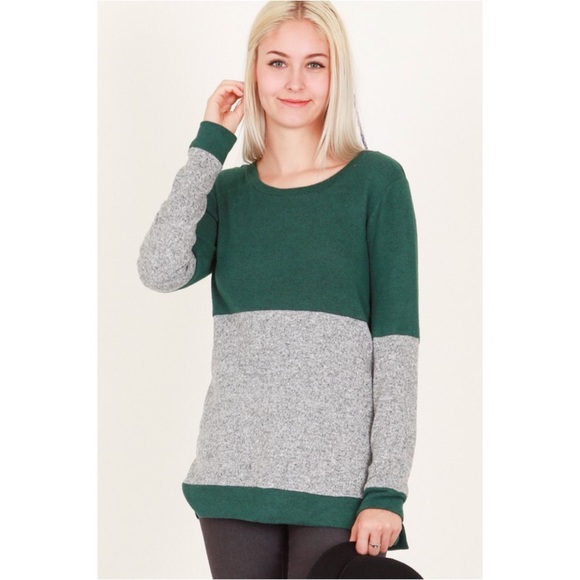 Long sleeve knit color lock top - Picture 2 of 5