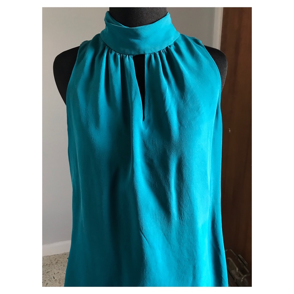 Turtle neck blouse 💠