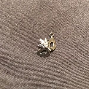 James Avery masquerade mask charm