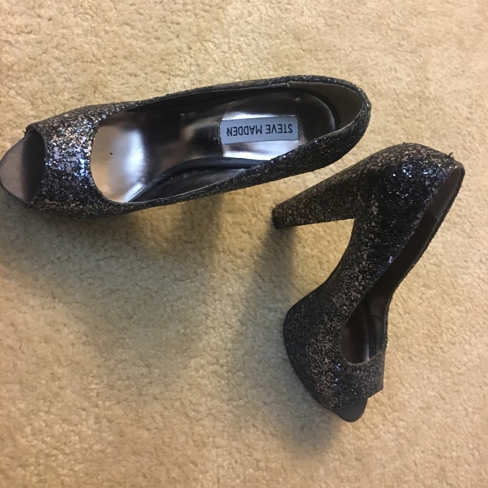 Steve Madden Women Size 6.5