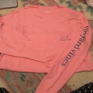 Pink long sleeves vineyard vines shirt