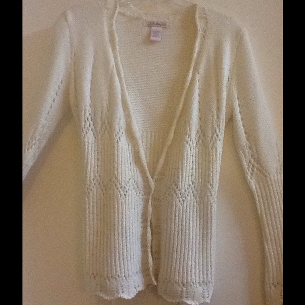 White knit cardigan/ sweater