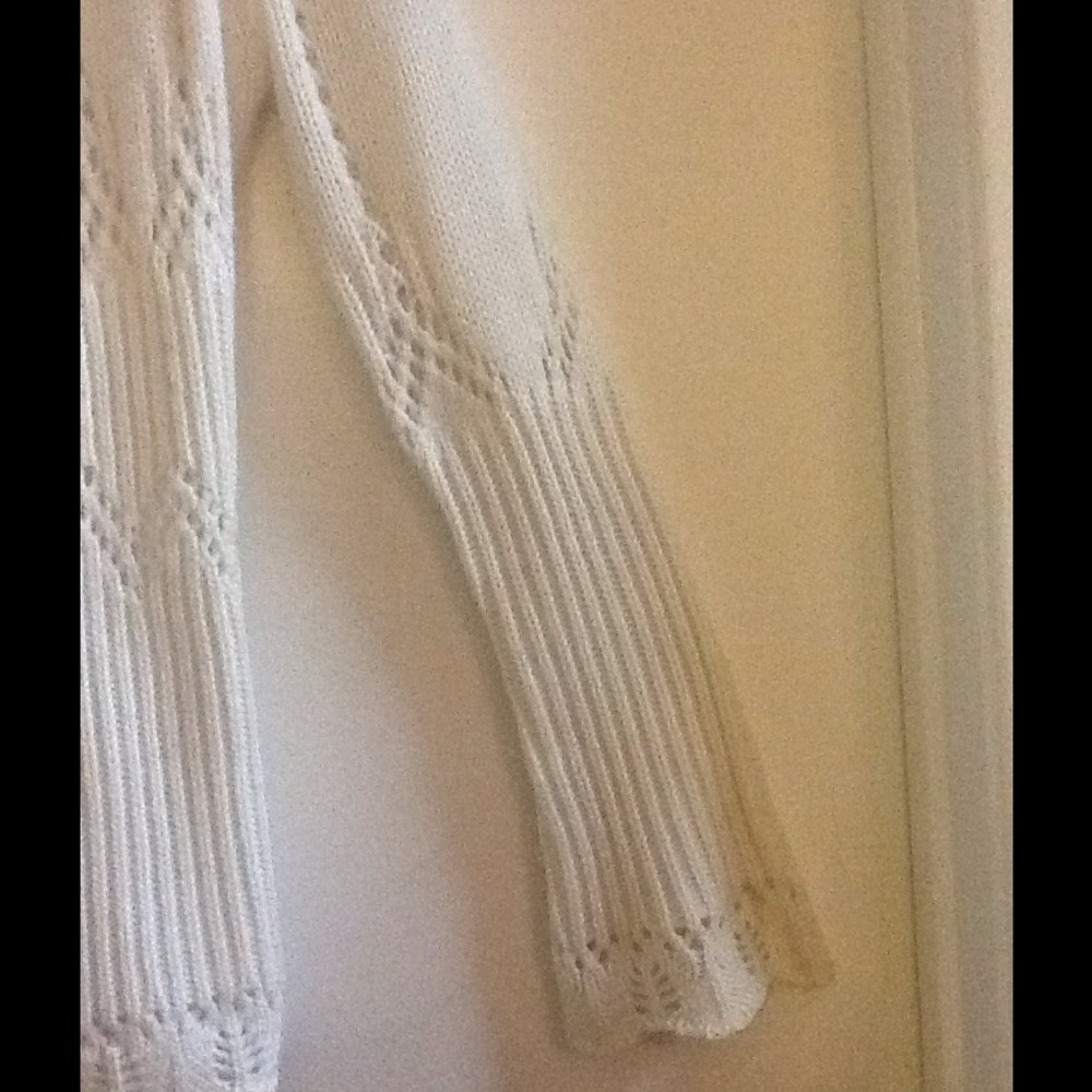 White knit cardigan/ sweater - Picture 6 of 6