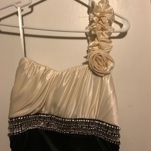 Formal dress , only worn once!