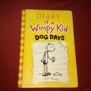 (hard cover) Diary of a wimpy kid dog days