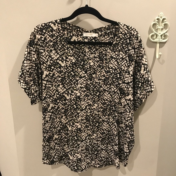 NORDSTROM II Lush Flowy Top - Picture 1 of 6