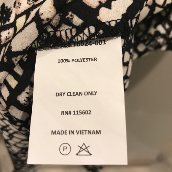 NORDSTROM II Lush Flowy Top - Picture 4 of 6