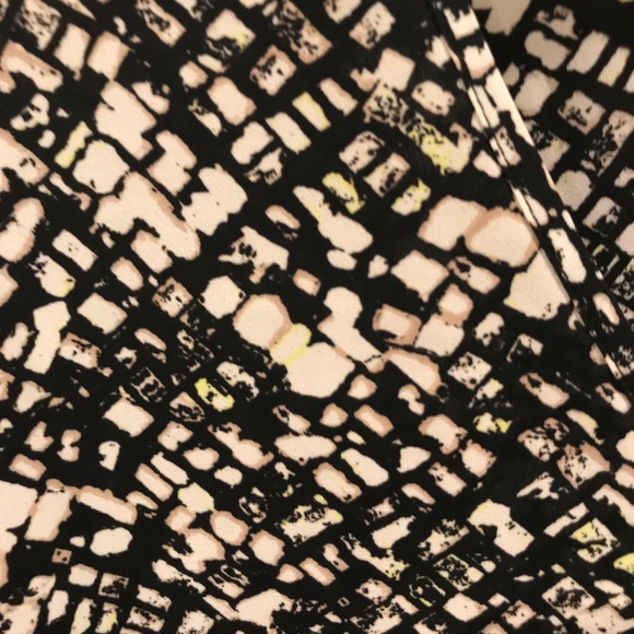 NORDSTROM II Lush Flowy Top - Picture 5 of 6