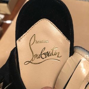 Additional pics of louboutin