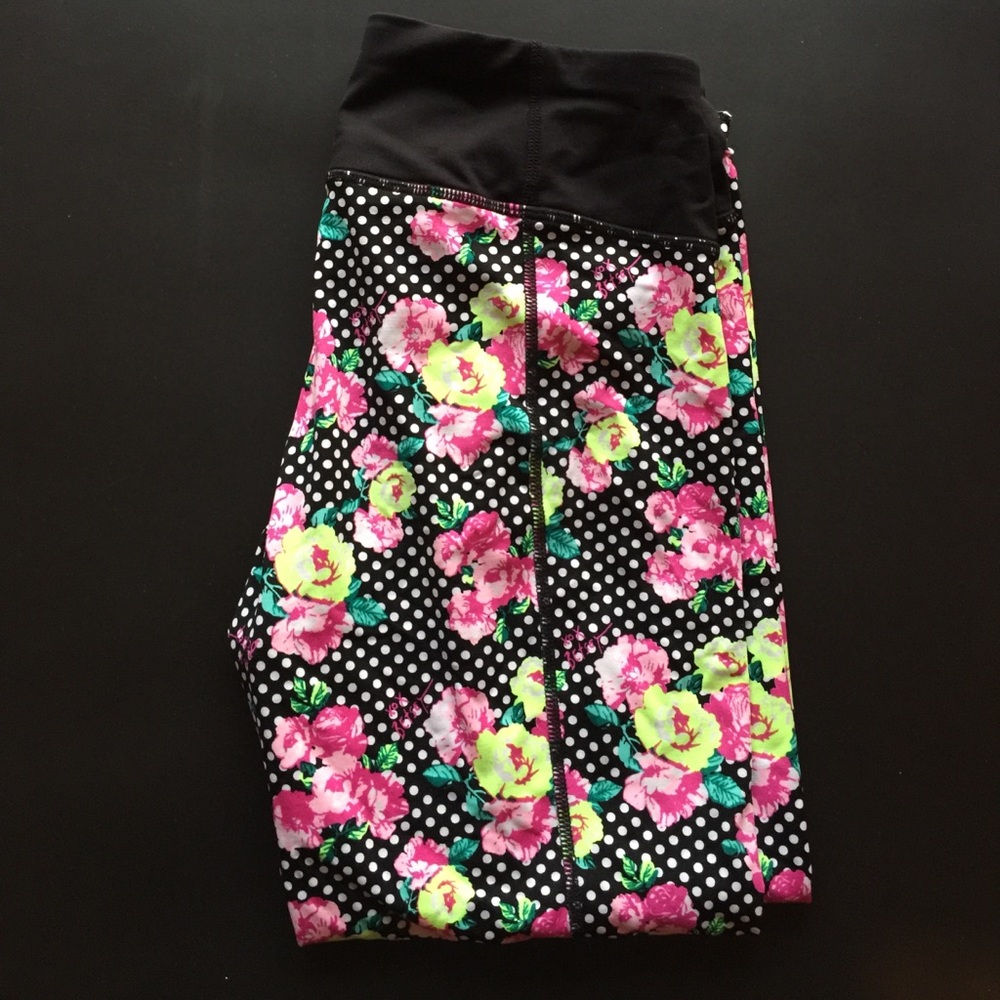 Betsey Johnson floral leggings