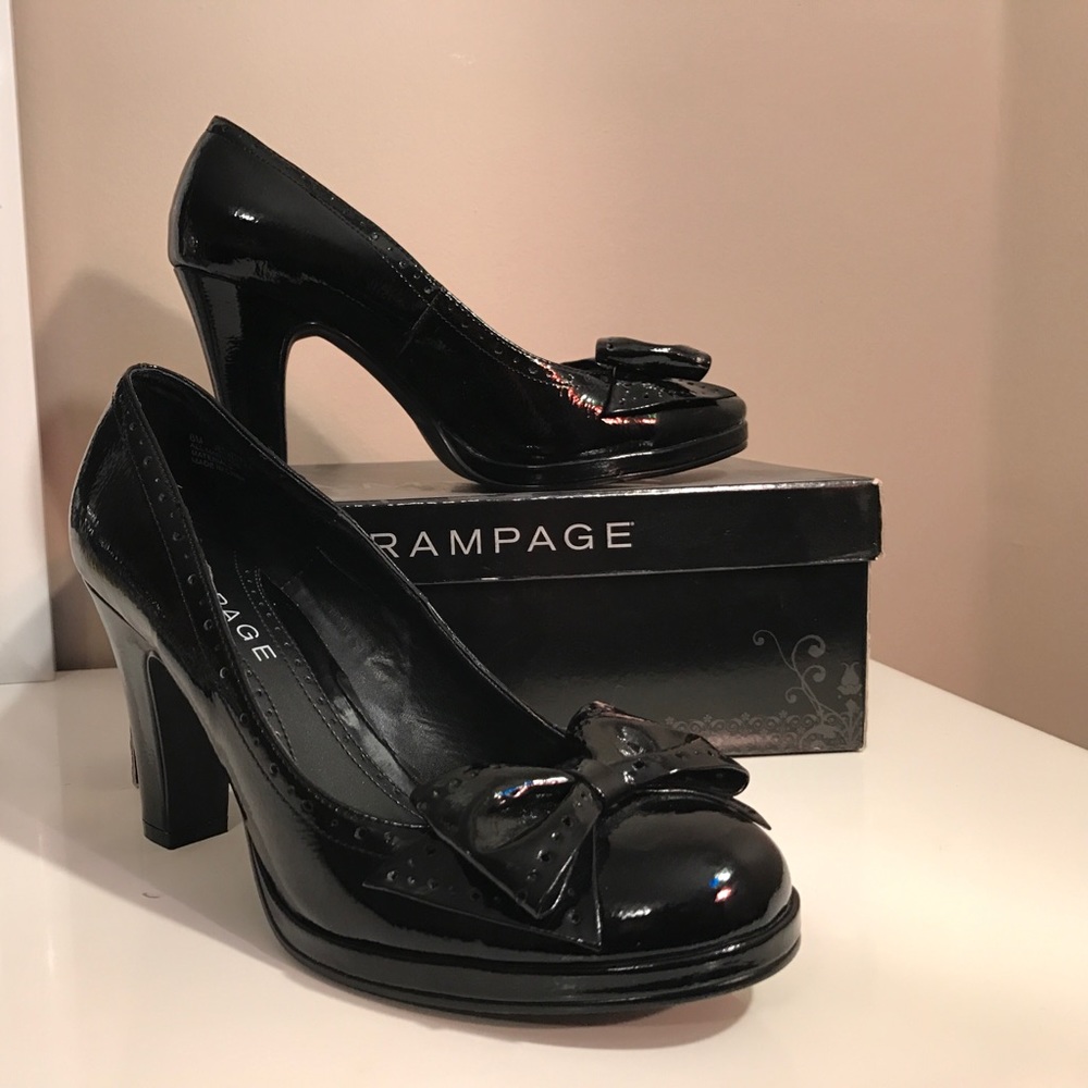 Rampage Black patent heels