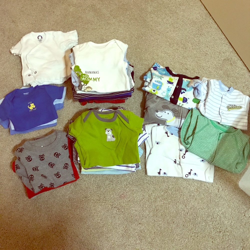 Boy 41 pieces 0-3 months tops. Lot bundle! Shirt
