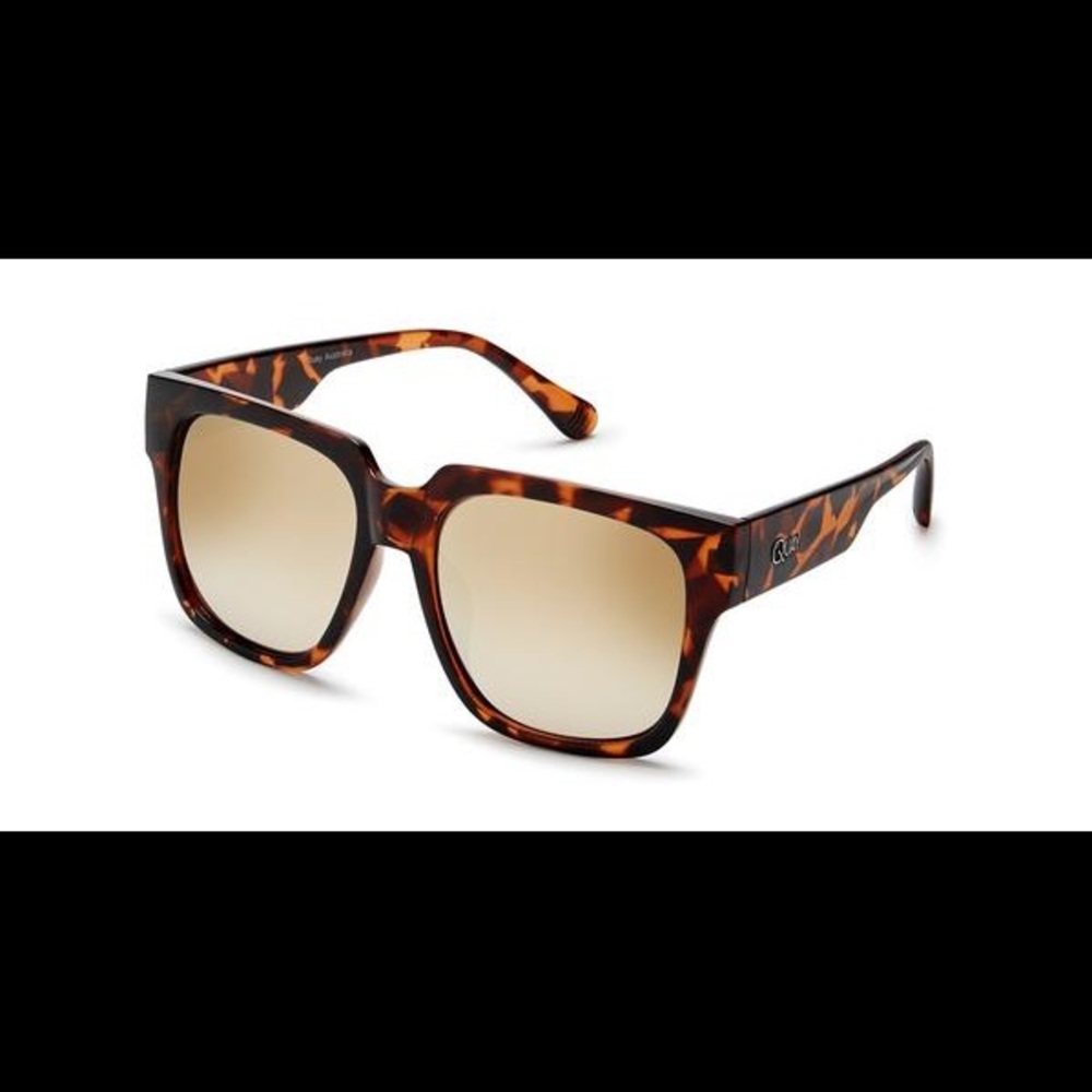 Quay On the Prowl Sunnies