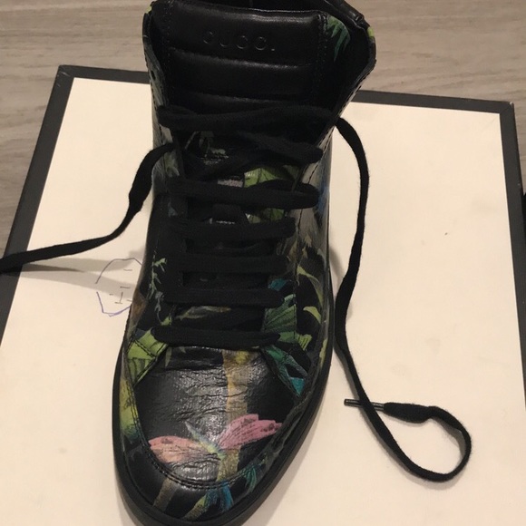 Gucci Tropical
