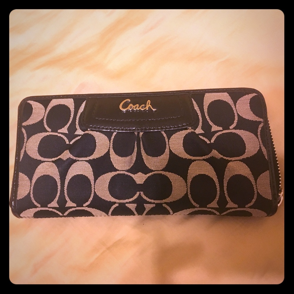 Coach wallet