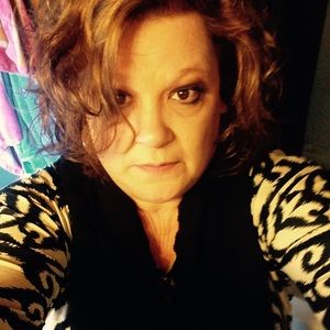 Meet your Posher, Ramona