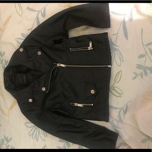 Little Girls Zara Jacket!