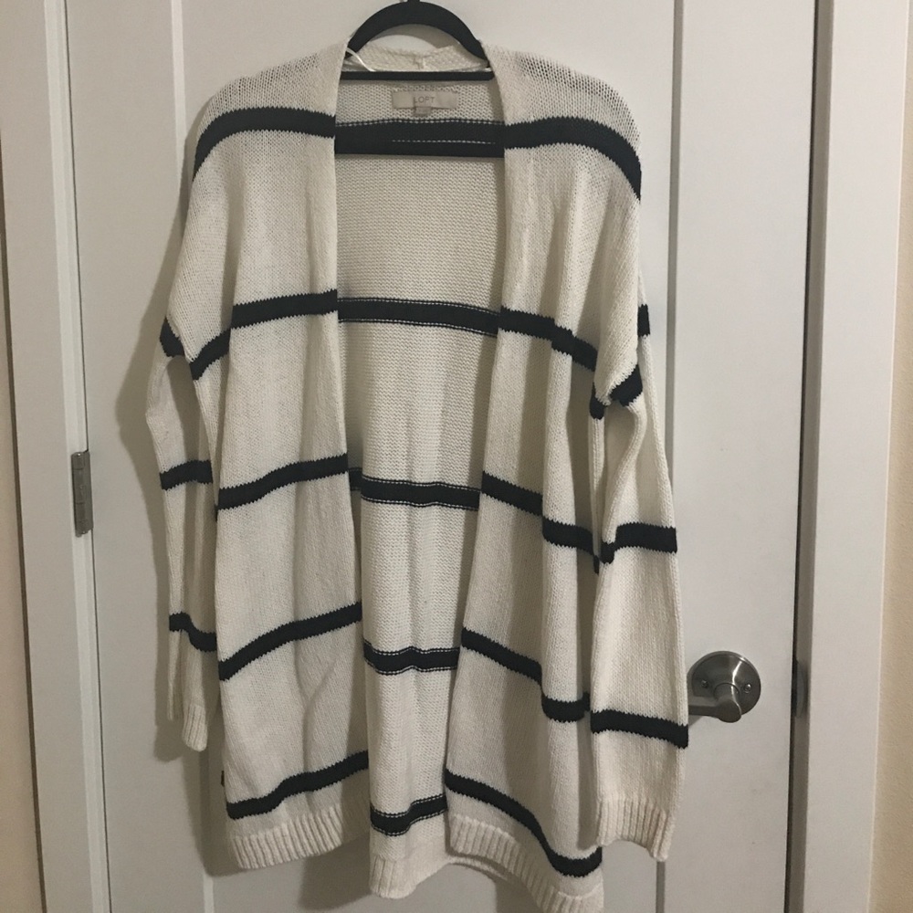 ✨ STRIPED CARDIGAN ✨